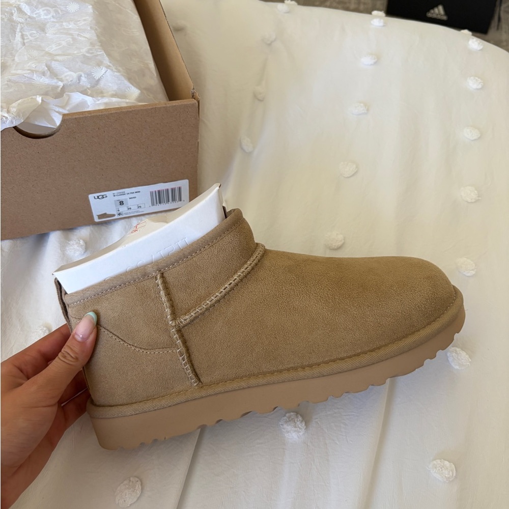 UGG Chestnut Classic Ultra Mini Boots